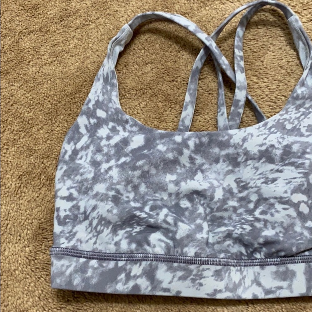 ❌Sold❌ Lululemon Summer Shade Ice Grey Energy Bra - Picture 2 of 11